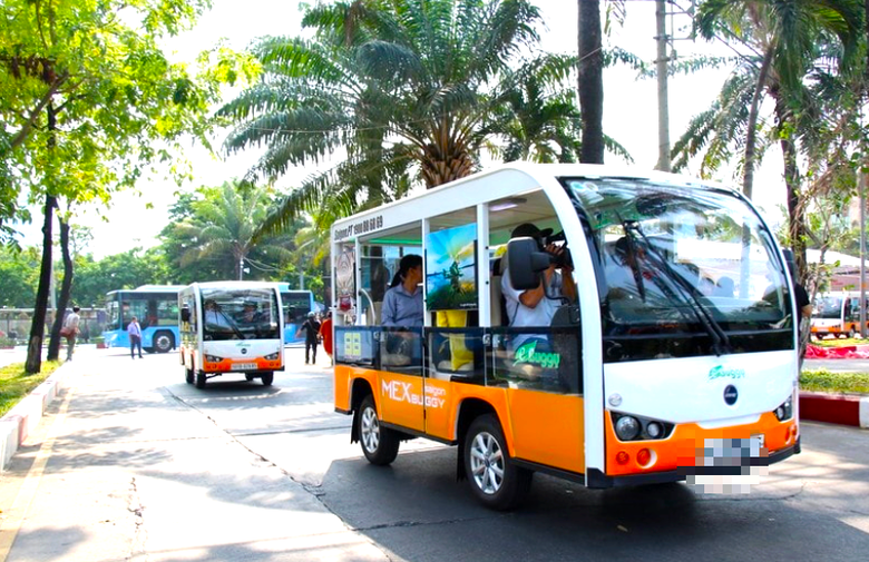 Nghị định mới tháo gỡ vướng mắc, mở rộng không gian hoạt động cho xe điện 4 bánh- Ảnh 2.