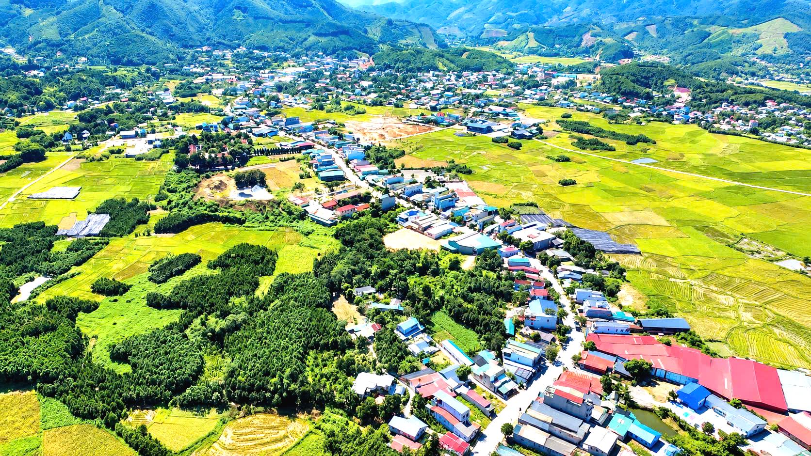 Toàn cảnh tuyến đường hơn 1.300 tỷ đồng ở Lào Cai, mở lối giao thương vùng cao- Ảnh 2.