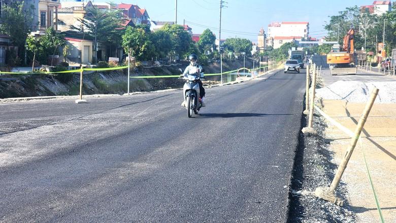 Cận cảnh đường hơn 3.400 tỷ đồng ở Hưng Yên tăng tốc, phấn đấu về đích cuối năm 2026- Ảnh 11.