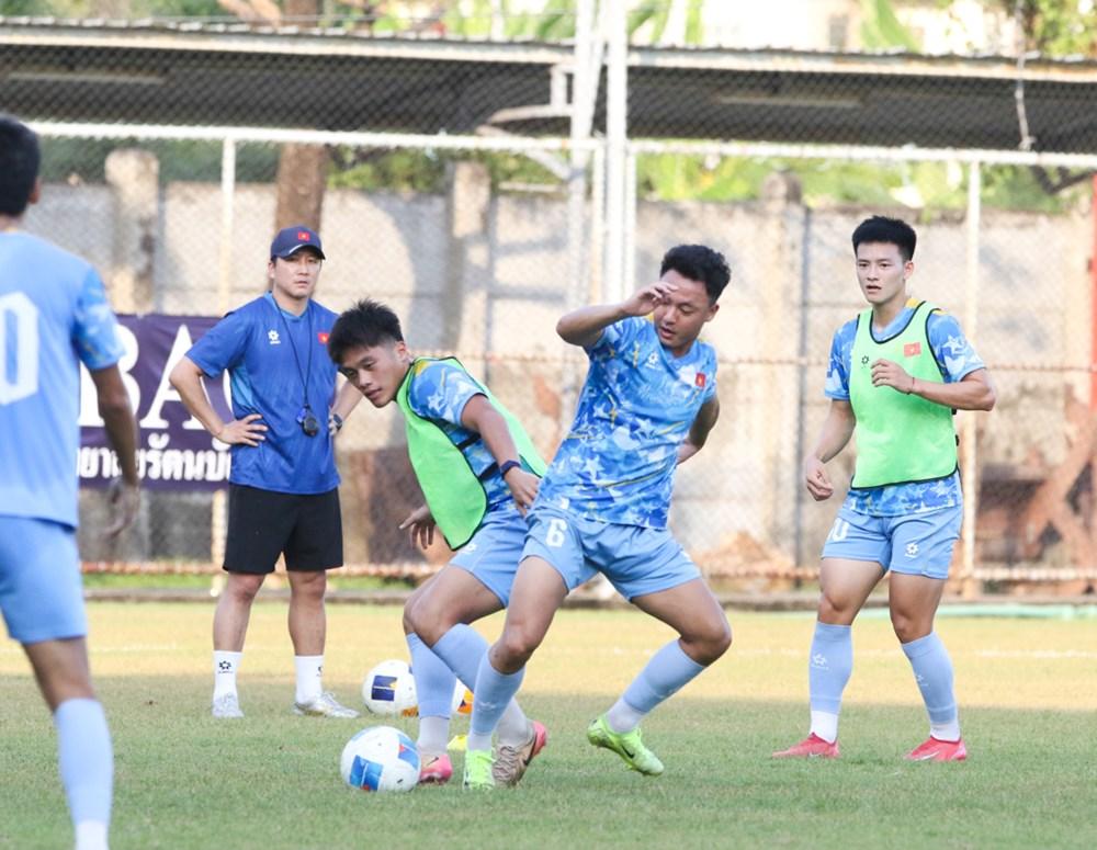 U22 Việt Nam nỗ lực chuẩn bị chu toàn cho trận đấu với U22 Malaysia - Ảnh 3. U22 Việt Nam nỗ lực chuẩn bị chu toàn cho trận đấu với U22 Malaysia - Ảnh 3.