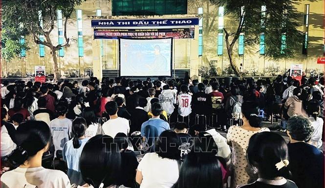 Chiếu miễn phí phim 'Mưa đỏ' phục vụ nhân dân An Giang - Ảnh 2. Chiếu miễn phí phim 'Mưa đỏ' phục vụ nhân dân An Giang - Ảnh 2.