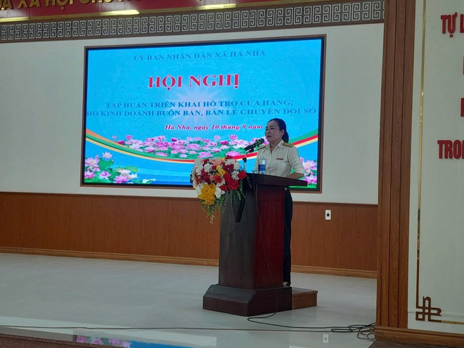 Đà Nẵng “đi từng ngõ, gõ từng nhà” đưa hộ kinh doanh chuyển đổi số- Ảnh 17.