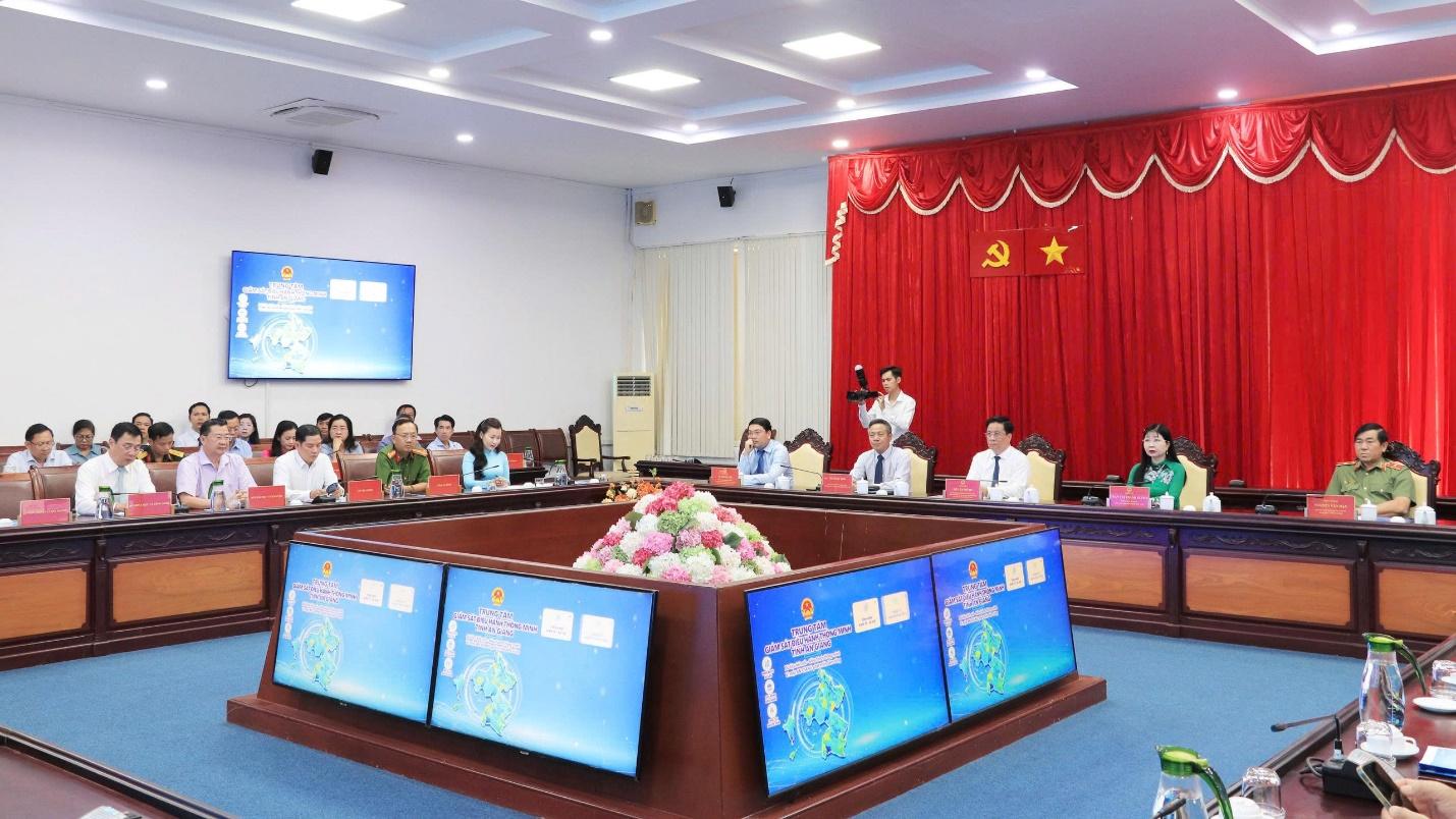 An Giang ra mắt Trung tâm Điều hành thông minh, thúc đẩy quản trị bằng dữ liệu- Ảnh 1.