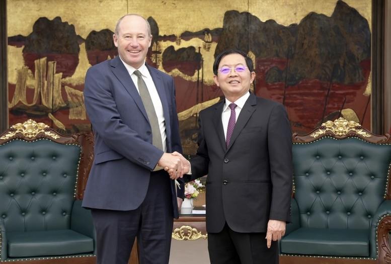Phó Thủ tướng Hồ Quốc Dũng đề nghị cụ thể hóa hợp tác công nghệ lượng tử với Pasqal- Ảnh 1.