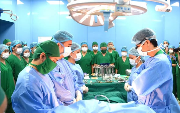 Bệnh viện Trung ương Quân đội 108 khẳng định năng lực làm chủ và chuyển giao công nghệ ghép gan- Ảnh 2.