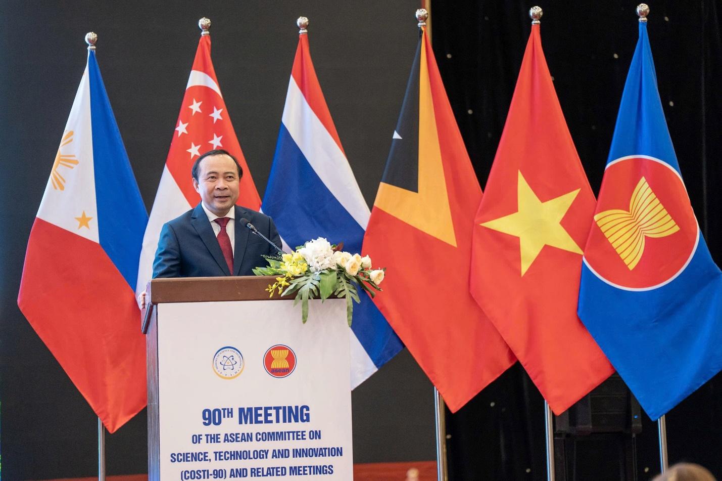 "KH&CN không chỉ hỗ trợ sự phát triển của ASEAN mà còn góp phần định hình tương lai của ASEAN"- Ảnh 2.