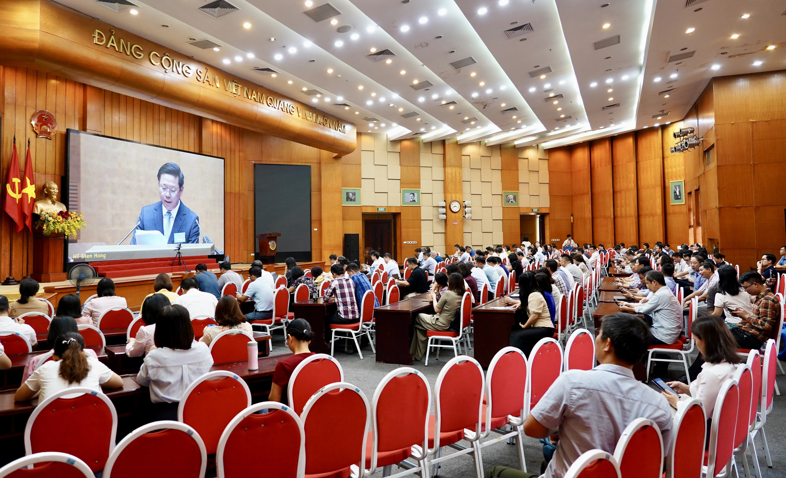 Đảng bộ Bộ Khoa học và Công nghệ học tập, quán triệt Nghị quyết Hội nghị Trung ương 4 khóa XIV- Ảnh 2.