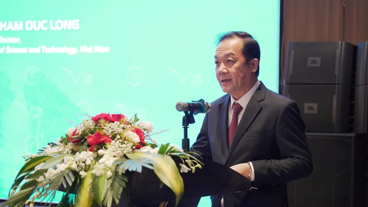 Thứ trưởng Phạm Đức Long: “Khai thác hiệu quả 5G hôm nay, chủ động định hình 6G ngày mai”- Ảnh 2.