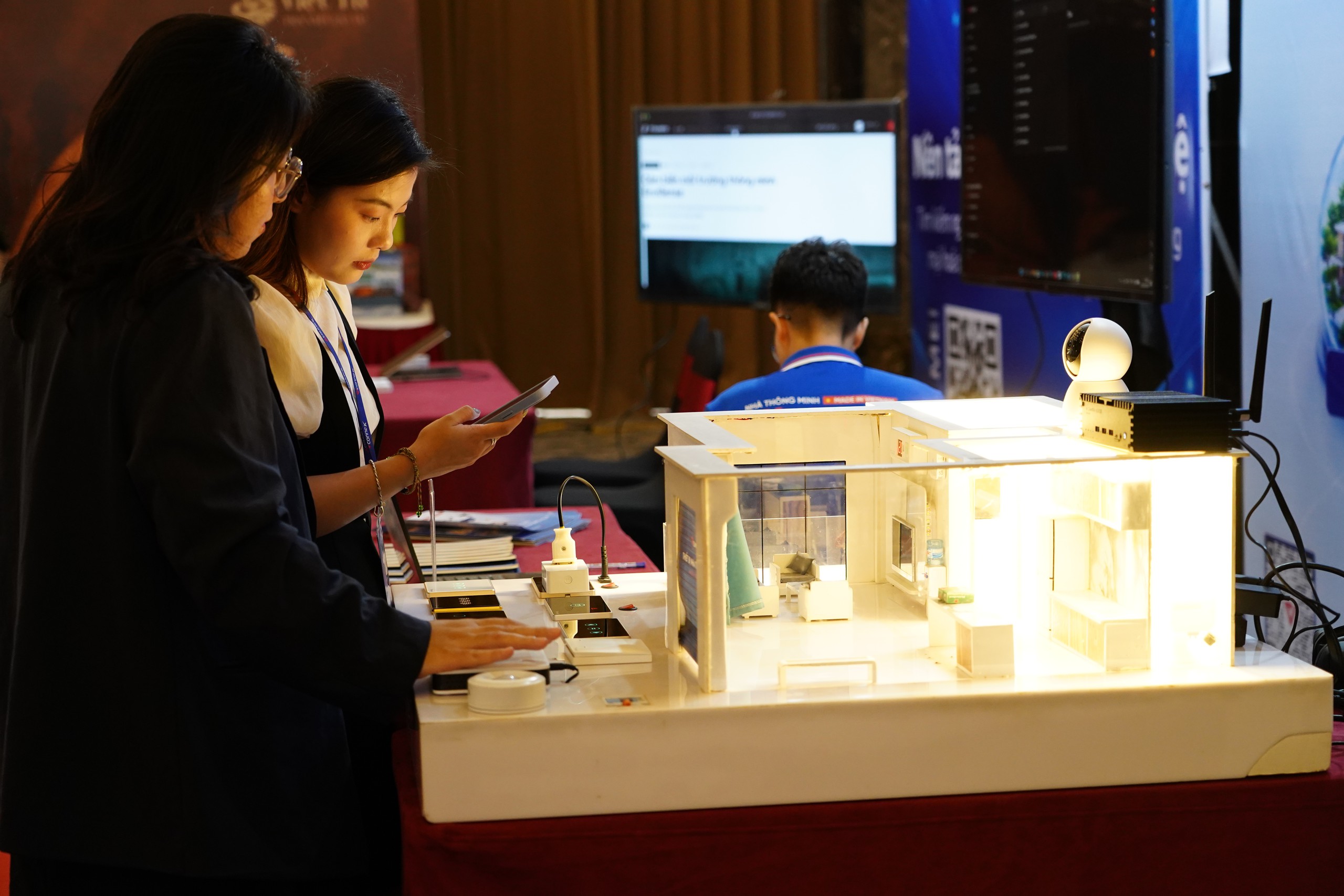 Tuần lễ Số Quốc tế Việt Nam 2026 quy tụ nhiều công nghệ và giải pháp số - Ảnh 8.