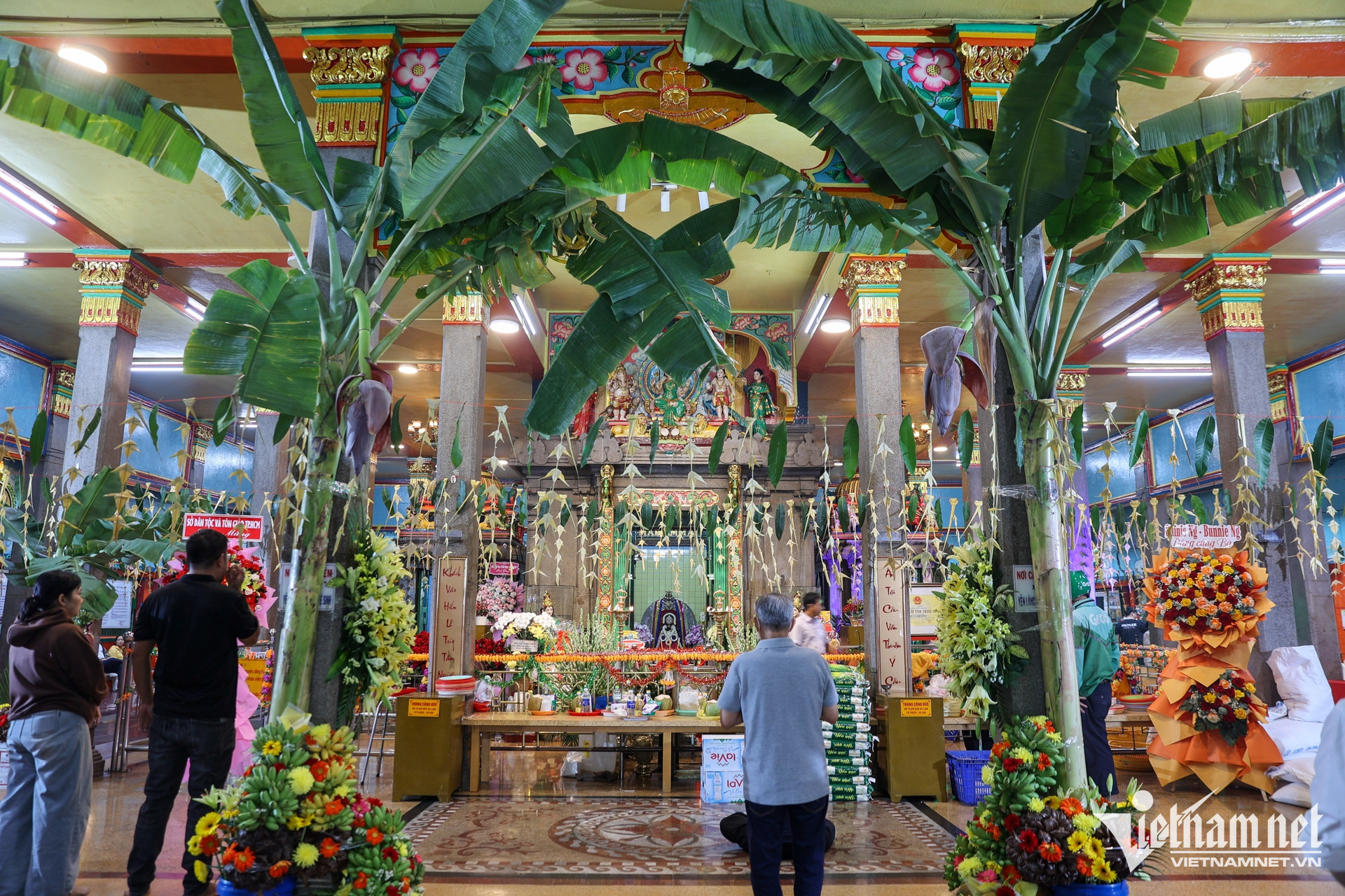W-chùa ấn độ TPHCM   Nguyễn Huế 8.jpg
